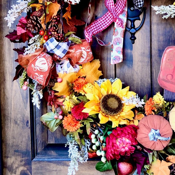 !!!SALE ON BEAUTIFUL LARGE FALL WREATHS!!!!